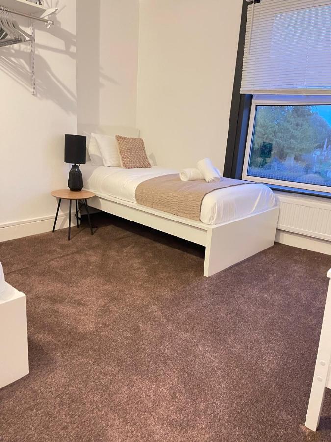 Lovely Dog Friendly, 3 Bed Home Sleeps 8, With Parking & Fenced Garden Work Contractor Leisure, Jasper كامبريدج المظهر الخارجي الصورة