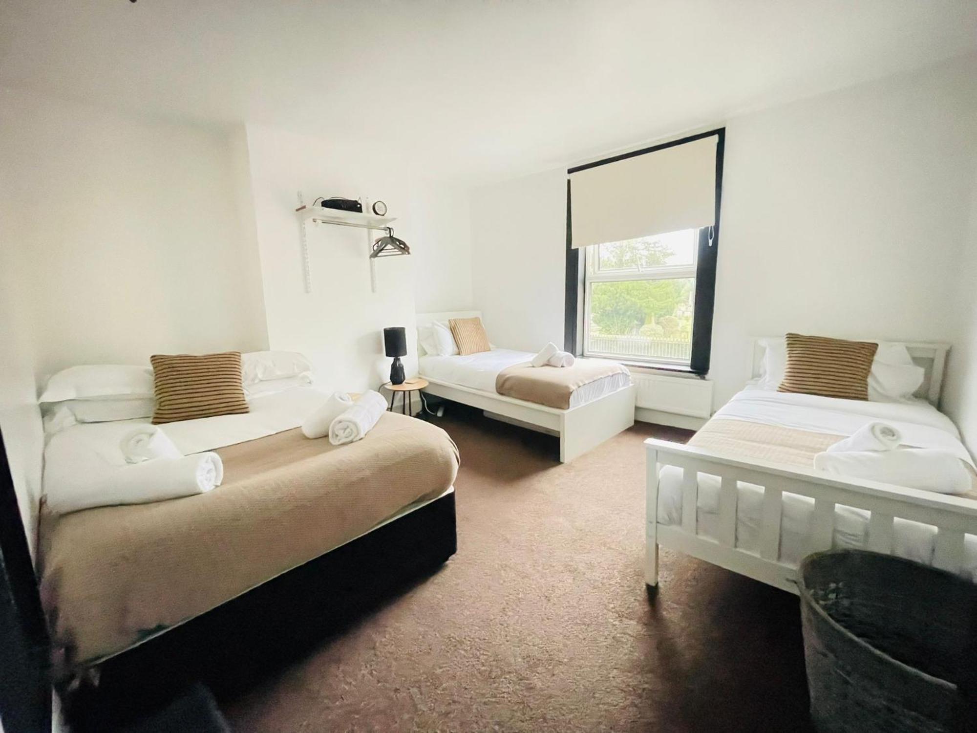 Lovely Dog Friendly, 3 Bed Home Sleeps 8, With Parking & Fenced Garden Work Contractor Leisure, Jasper كامبريدج المظهر الخارجي الصورة