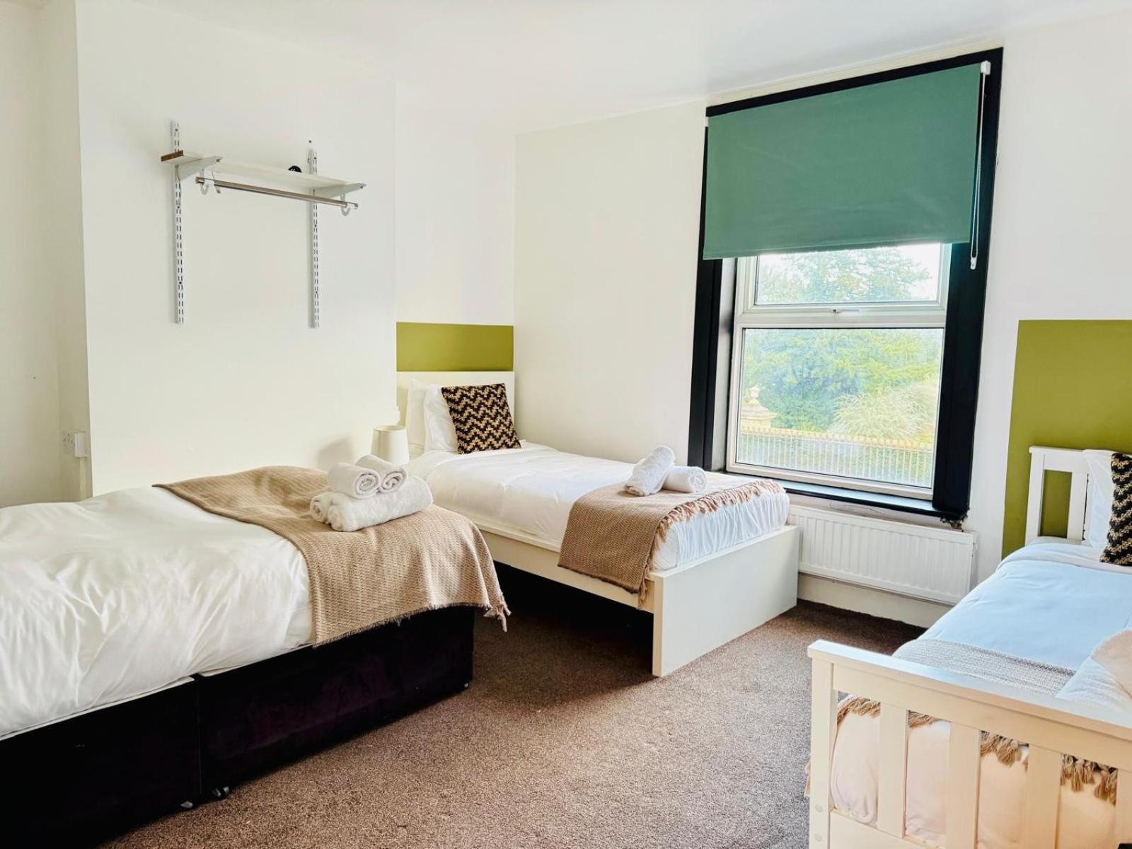 Lovely Dog Friendly, 3 Bed Home Sleeps 8, With Parking & Fenced Garden Work Contractor Leisure, Jasper كامبريدج المظهر الخارجي الصورة